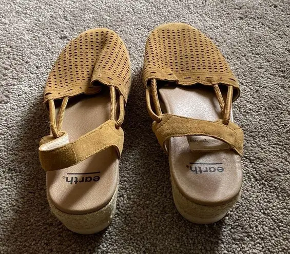 Earth Espadrilles Wedge Sandals SIZE 8.5 Tan - Image 3