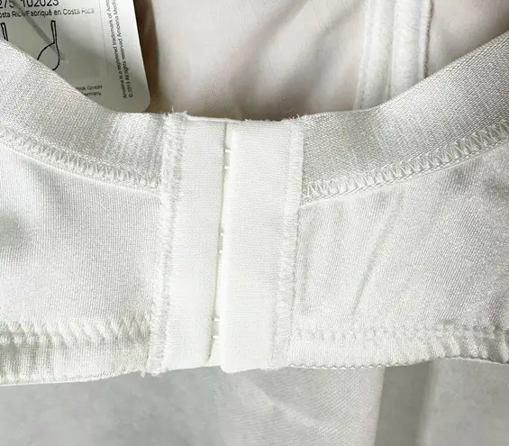 Amoena Helena 44025 Soft Cup Mastectomy Wireless Bra Size 40DD White Nude