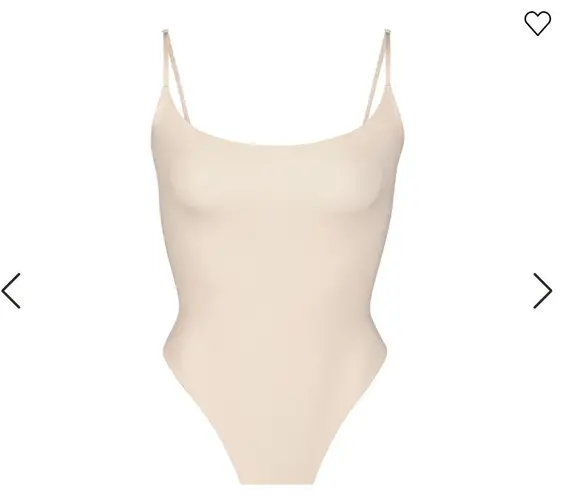 SKIMS Fits Everybody Cami Thong Bodysuit in Sand Size XXS NWT