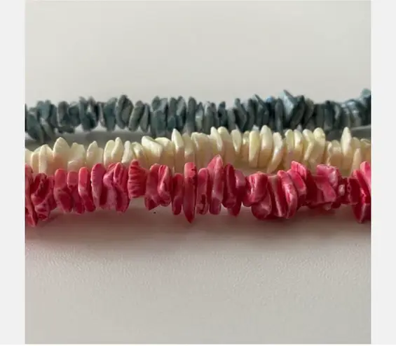 Set Of 3 Sea Shell Chip Bracelets Pink Blue & Natural 7.5” Beachy!! Multiple