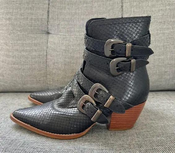 Matisse Harvey Snakeskin Buckled Ankle Boot Black Size 6.5