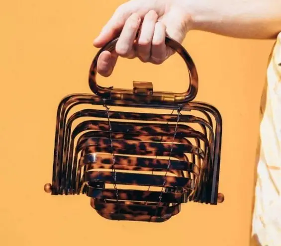 Cult Gaia ππ Lillith Bag ~ Tortoise Acrylic Mini Top Handle Bag Collapsible