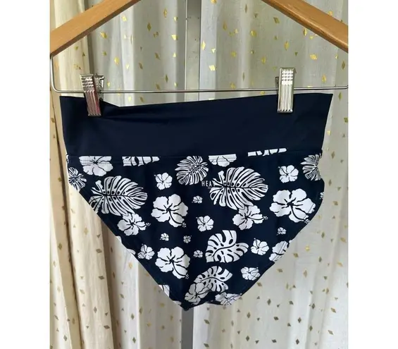 HEAT Swimwear Hawaiian Tropical Leaves Crossover Front Bikini Bottom Only S Blue