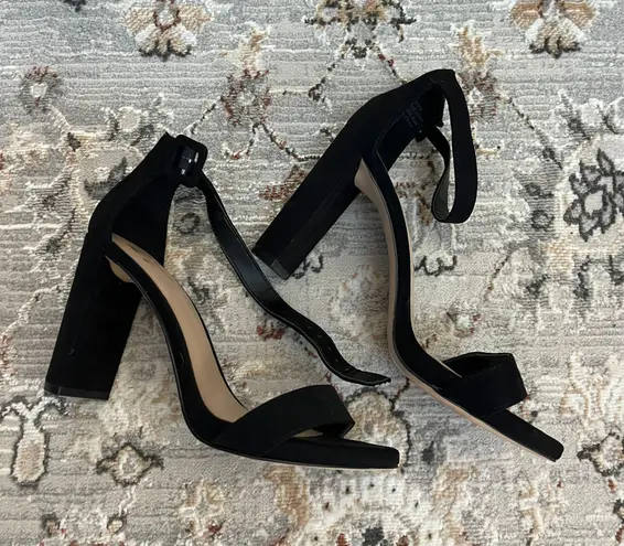 Black Suede Heels Size 7