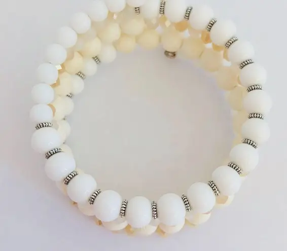 GEMSTONES | White Jade & Agate Beaded Bracelet