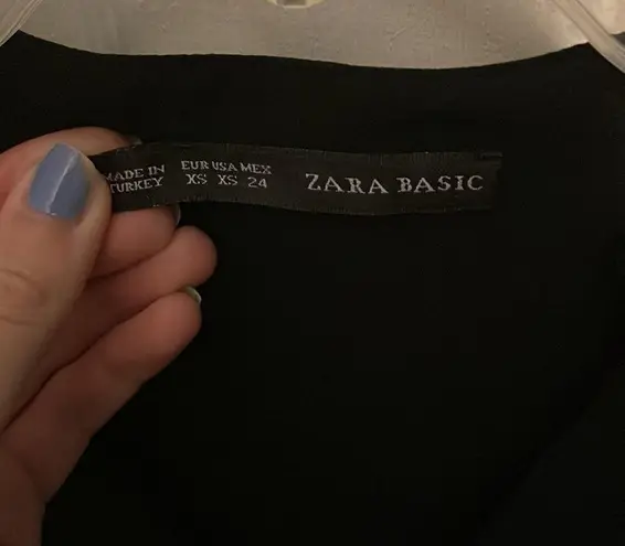 ZARA Black XS  3/4 buttoned up sleeved work shirt