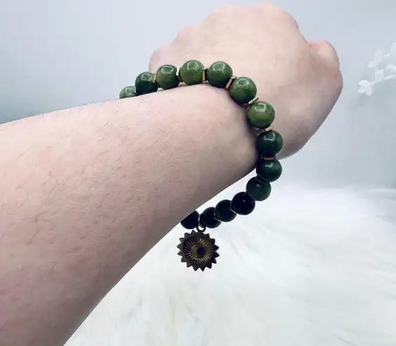Go Green Sunflower Beaded Bracelet Charm