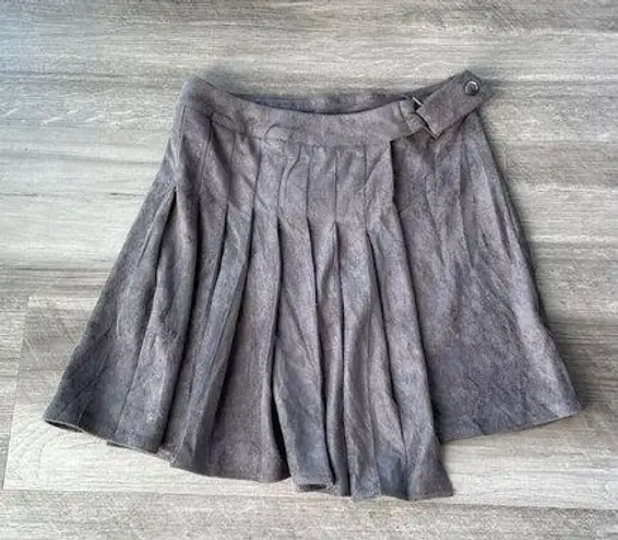 INDIKAH  Gray Faux Suede Pleated Skirt Size 2 NWT K2K5