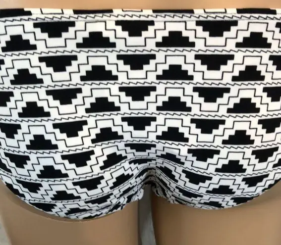 Beach Babe Australia High Leg Bikini Bottoms NWT 4 Size 8