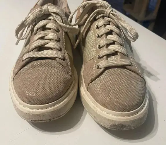 OTBT Women’s Size 8.5 Normcore Tan Lace Up Sneakers