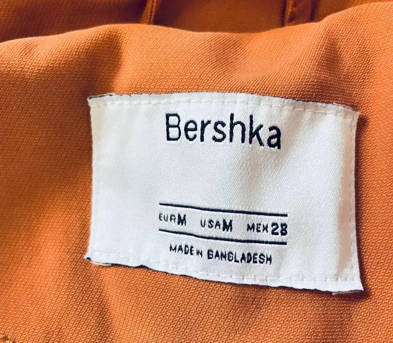 Bershka coat  trench color teja size M good condition