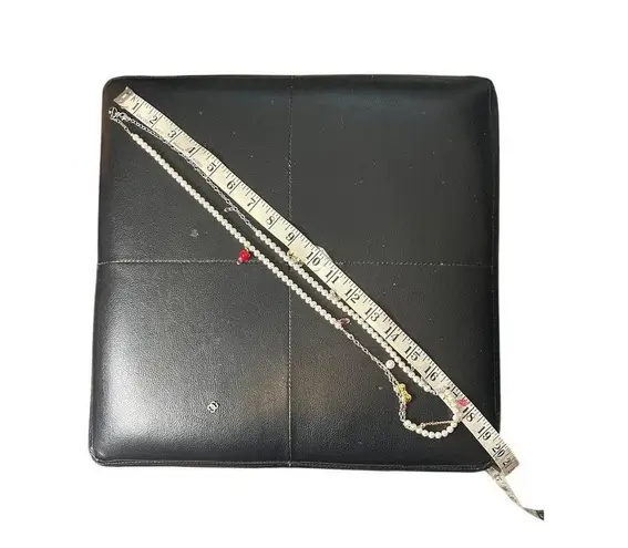 Swavorski Swarovski Limited Edition Hello Kitty pearl 3 in 1 necklace/bracelet