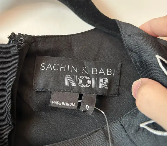 Sachin + Babi Fit & Flare Black Leaflet Couture Dress Size 0 NWT