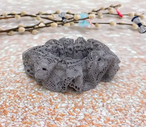 CHUBBY Scrunchies Gray Floral Lace Thick Scrunchie Hair Accessories Hair Tie
