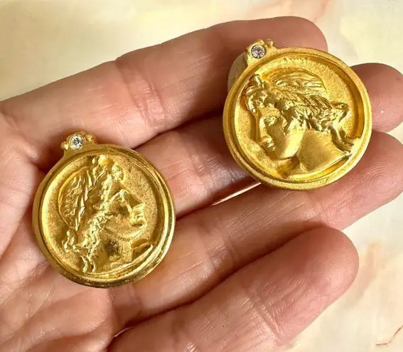 Bijoux Terner gold tone faux Roman coin clip on vintage earrings