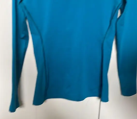 Under Armour NWOT  cold gear turtleneck size M