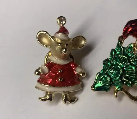 Lot Of 2 Costume Brooches Christmas Santa Claus Mouse / Rat With Tree