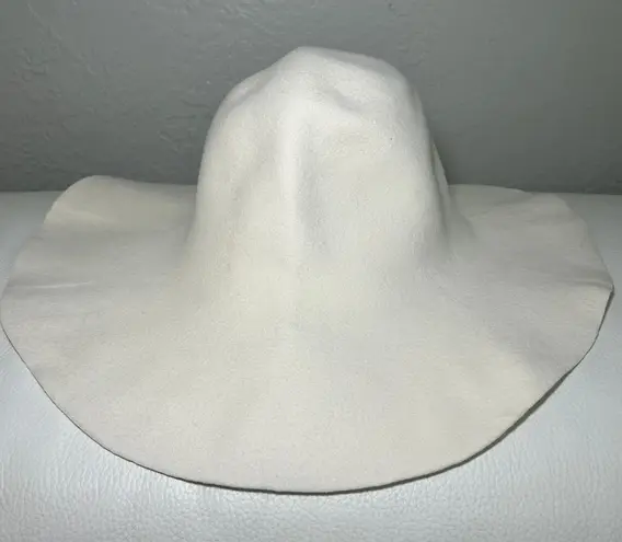 Wide Brim Felt Floppy Hat Women's Ivory Cream Wool Blend Boho Vintage Neutral White