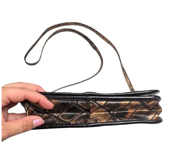 Vtg 1990s Black Metallic Bronze Croc Embossed Leather Top Flap Shoulder Bag