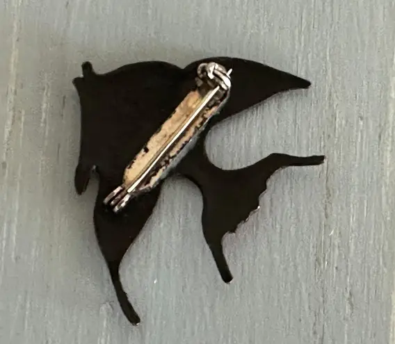 Beautiful Vintage Brooch Colorful Rainbow Enamel Angel Fish Multiple