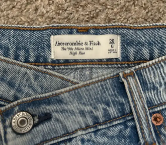 Abercrombie & Fitch Skirt - Image 3