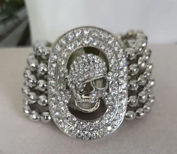 Boutique Statement Silver Pirate Skull Stretch Bracelet