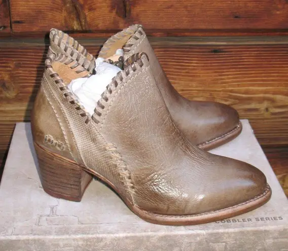 Bed Stu NWT  Taupe Brown Ankle Booties Boots