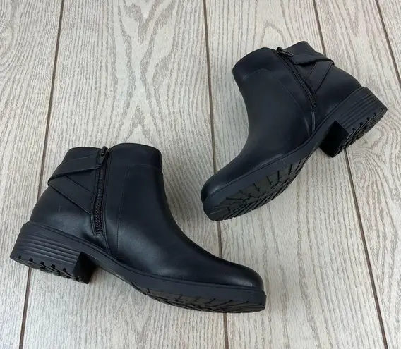Giani Bernini Brennin Buckled Ankle Booties 10 Black Faux Leather $100