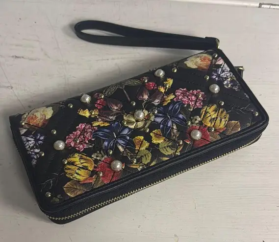 INC international concepts Black Floral Embroidered Wristlet Clutch gold studs