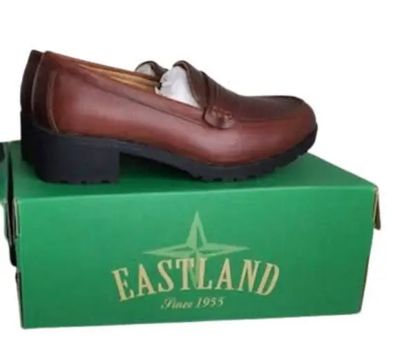 EastLand Black Loafer Newbury Size 9