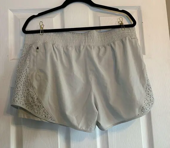 Mondetta Running Shorts Athletic Leopard Print Trim Activewear Gray L