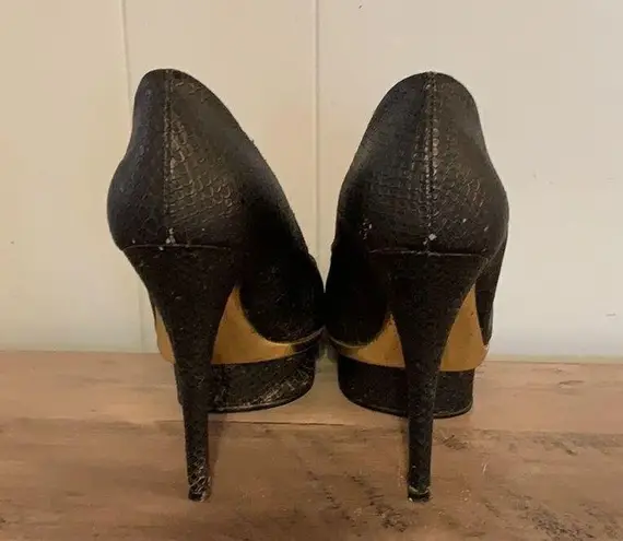 Enzo Angiolini  Black & Gold Snakeskin Platform Heels Size 6.5