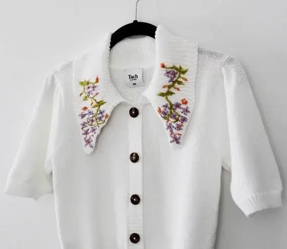 Tach Clothing Kalinka Floral Embroidered Knit Cardigan Top NWOT