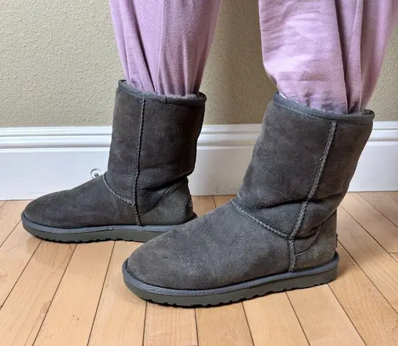 UGG Classic Medium Tall Boot Grey Shearling Size 8