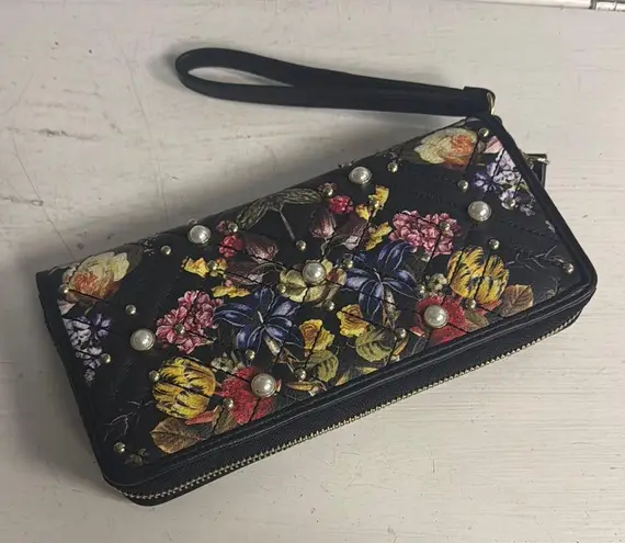 INC international concepts Black Floral Embroidered Wristlet Clutch gold studs