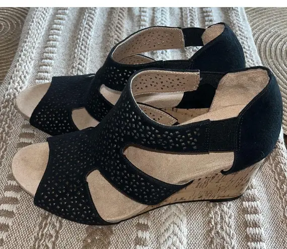 Life Stride  Geometric Cutout Wedge Heel Slingbacks- Heidi size 9 wide cork bottom