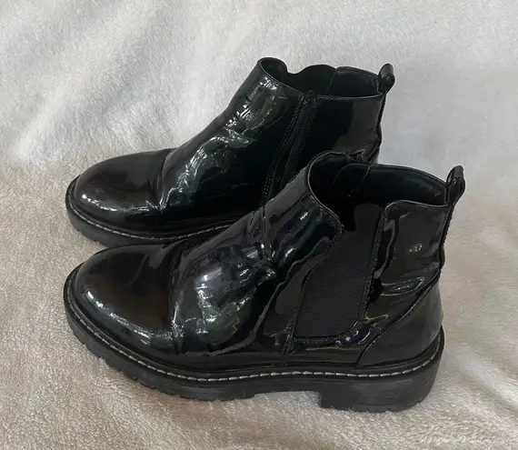 Forever 21 Unisex Boots