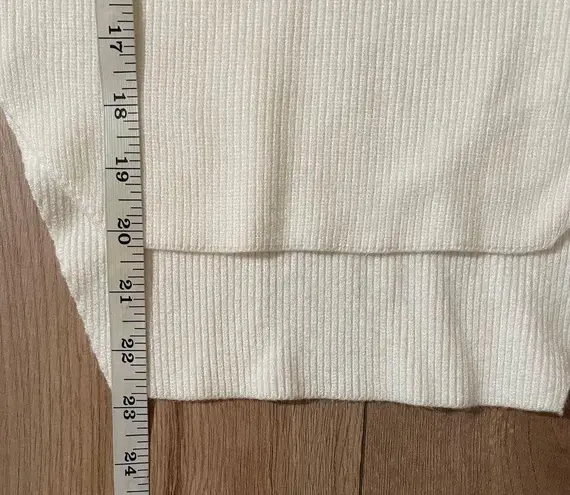 Womens White Sweater Small Fitted Unbranded