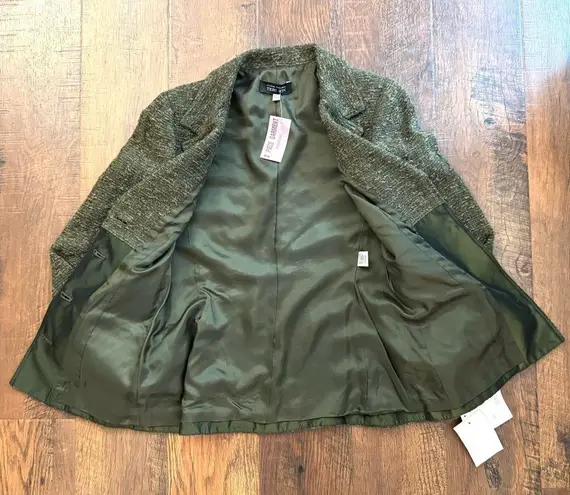 Rickie Freeman TERI JON two piece skirt suit, size 2, NWT Green