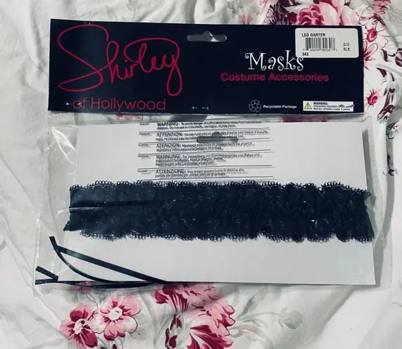 Shirley Of Hollywood NIP Black Leg Garter