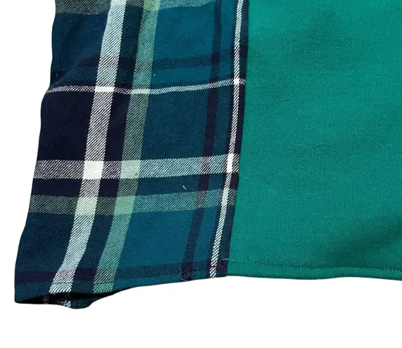 Unique One of a Kind Flannel Sleeve Holiday Christmas Green Sweatshirt OSFM Size XL