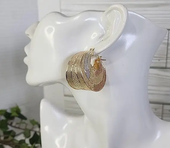 Unique Tricolor Gold Mesh Basket Purse Style Earrings