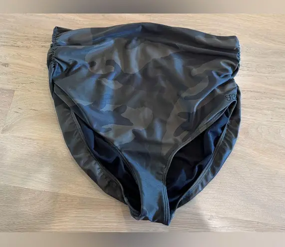 ALBION FIT Albion high waisted ruched bikini bottom camo green size medium