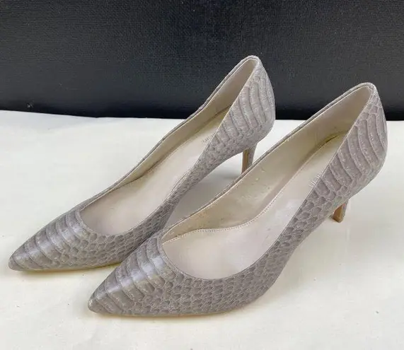 Calvin Klein  Women's Gray Shoes/ Heels 3.25" Size 8 SKU 4939