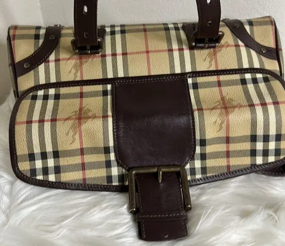 Burberry 💯Authentic  Haymarket Handbag🍀