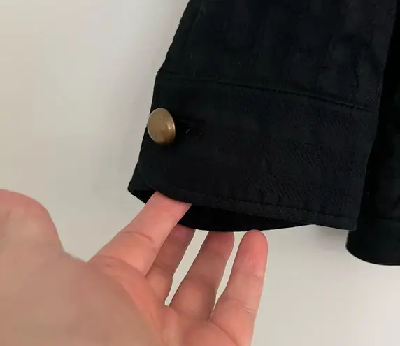 Veeko Crop Jacket with bold buttons and cute lace trim pockets. EUR Size 38