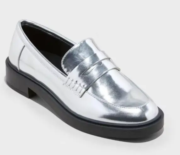 A New Day  Jordan Loafer Flats Memory Foam Insole Silver Women's new size 8.5