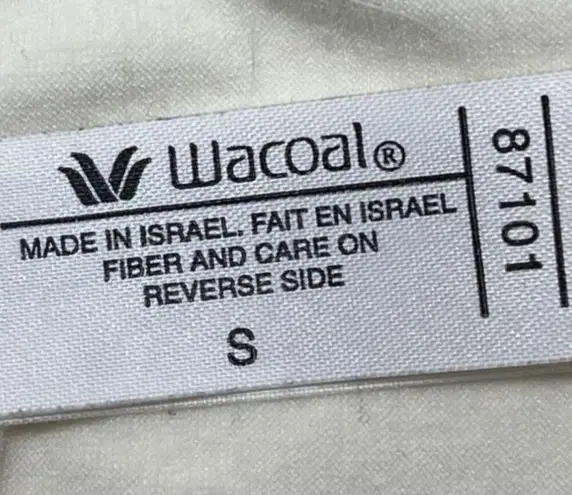 Wacoal Vintage Small White Sleeveless Tank Top With Floral Embroidery 71j