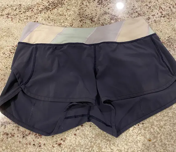 Lululemon Speed Up Shorts 2.5