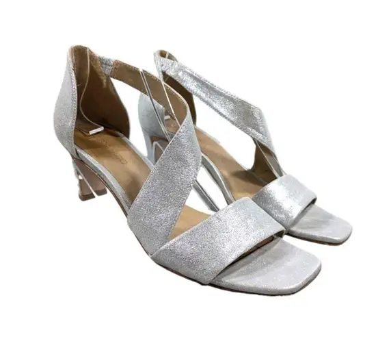 Bernardo Camille Sandal GUC $188 Size 8M S2855